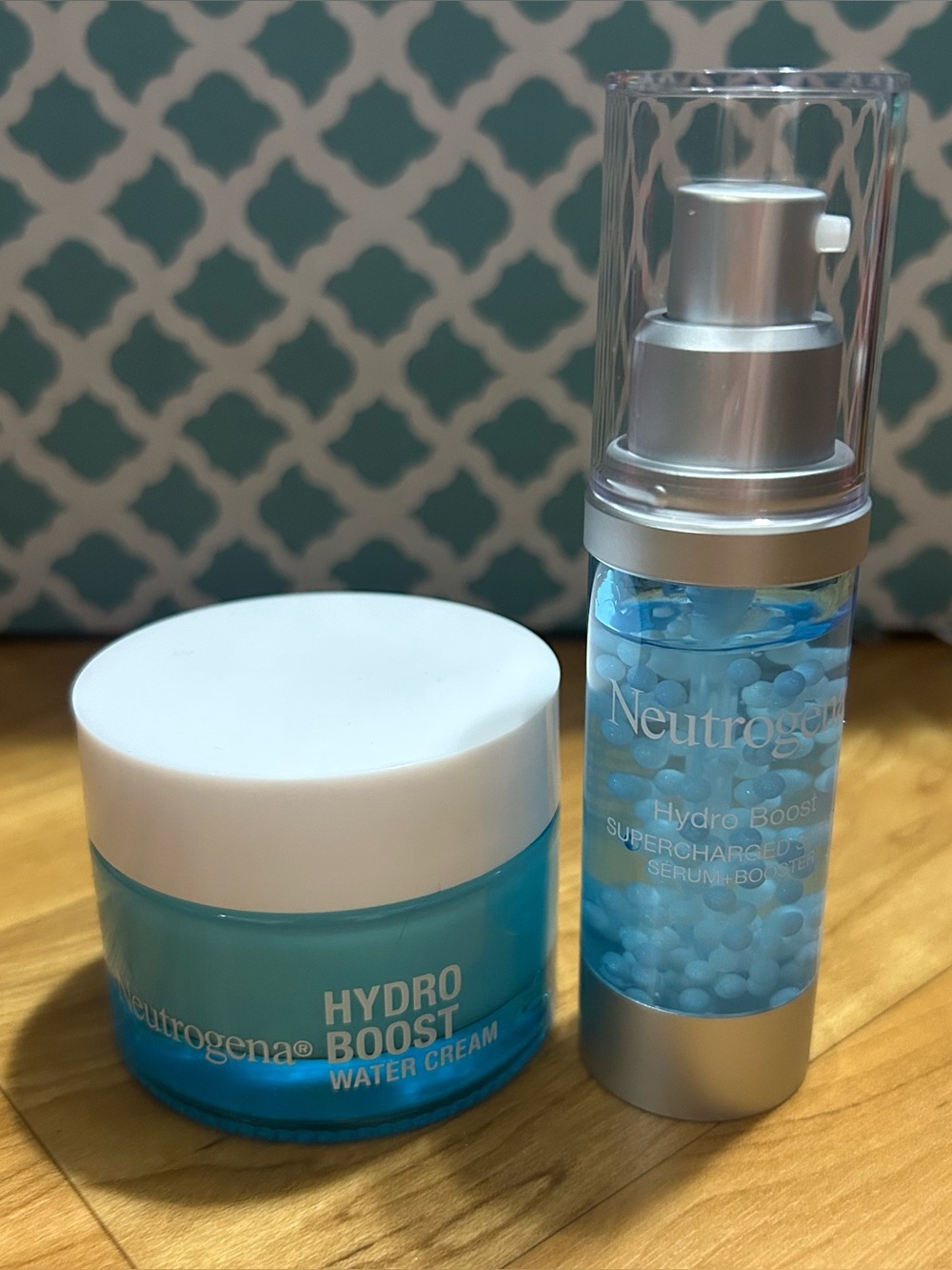 Neutrogena Hydro Boost Water Cream & Supercharged Serum